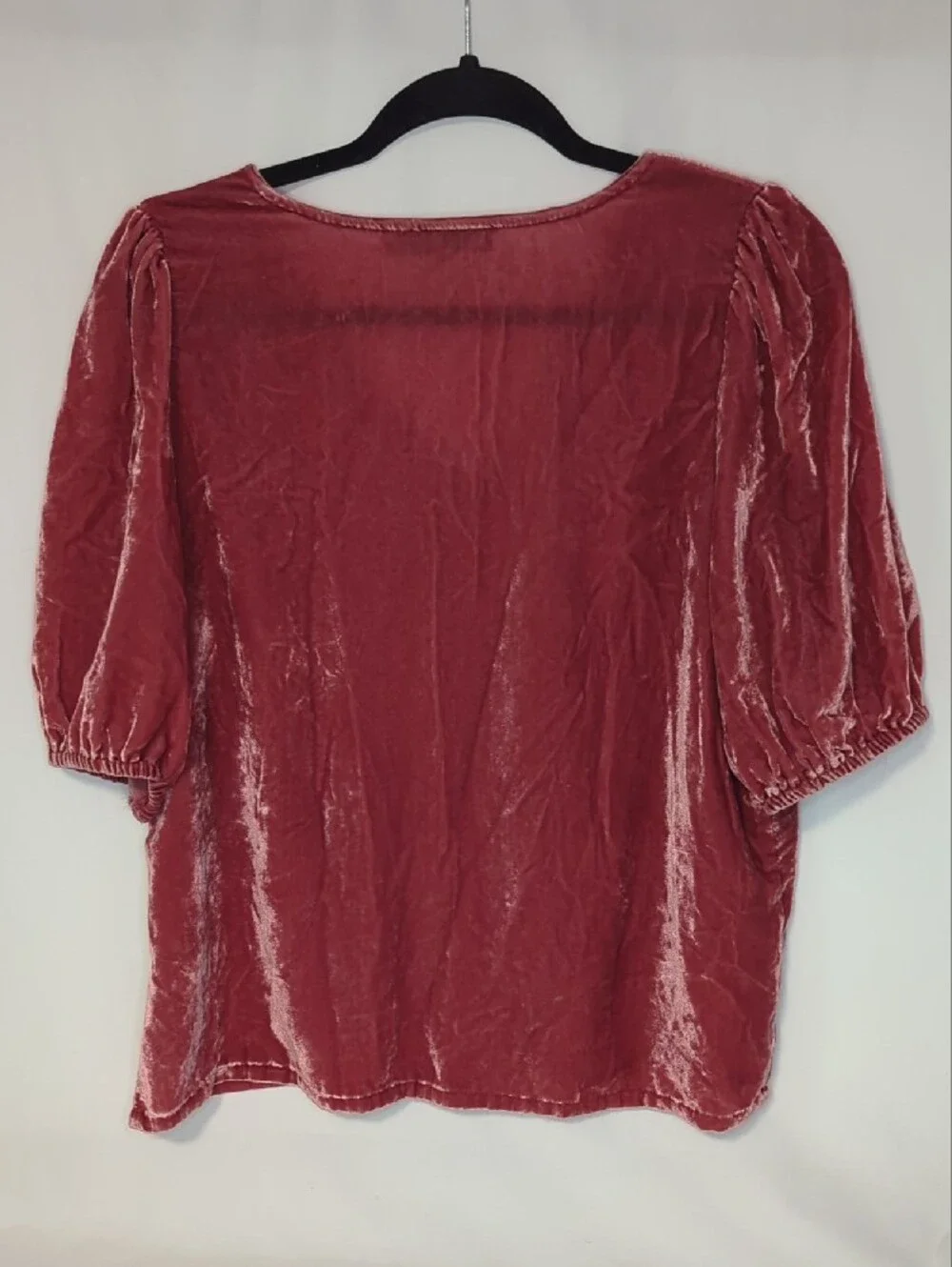 LOFT Velvet V-Neck Puff Sleeve Top - Rose